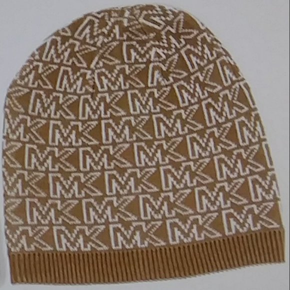 Michael Kors Scarf and Hat Set Dark Camel Cream - Picture 5 of 10